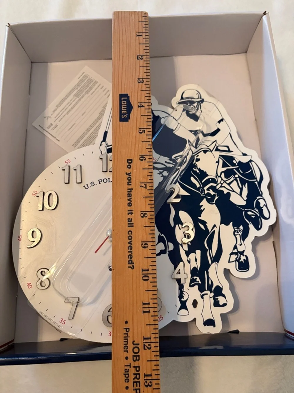 U.S. POLO ASSN. WALL CLOCK BATTERY OPERATED. NEW INBOX.